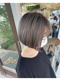 シルバーグレージュ
