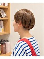 ステム(stem)&nbsp;40代大人女性の上品カジュアルマッシュショート