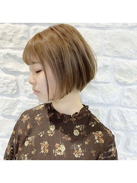 ヘアアプセウス (hair APCEWS) ローグラ前下がりボブ
