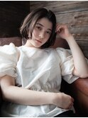 センター分けボブスタイル