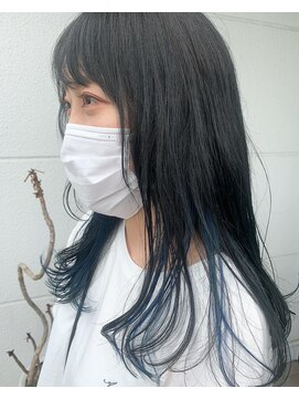 ロニーヘアーアンドネイル(Ronnie) ブルーインナーカラー