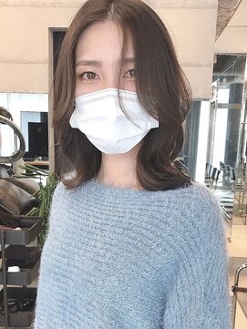 フォンズ(FONS) 大人かわいいくびれヘア くびれミディアム オリーブベージュ