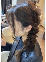 アールイー(Re:)&nbsp;サイド編み下ろしスタイル