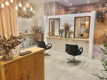 イング(ing)の写真/《ママさんSTYLISTSalon◇キッズスペース有》リラックスして過ごせるプライベート空間♪