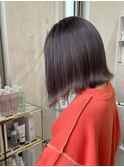 グレージュ グレー ボブ 外ハネ ブリーチカラー