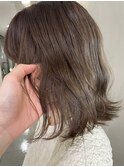透明感あるブラウン系カラーx小顔外はねボブ ブリーチあり