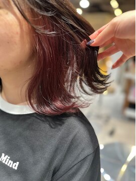 エッセ 大阪梅田茶屋町店(esse) カシスレッドインナーカラー