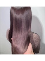 ユッタリバイリル(yuttari by RIRE)&nbsp;ブリーチ／インナーカラー/ハイライト／縮毛矯正／白髪ぼかし