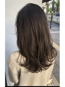 ロッカヘアエジェ(ROCCA hair eje.) ナチュラルグレージュ/ロングレイヤー