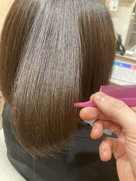 ユーリカ リチェルコ 四天王寺前夕陽ケ丘店 髪質改善カラー