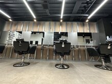 リレーションメンズヘアー(RELATION MEN'S HAIR)の雰囲気（理容室♯メンズ♯バーバー♯ツイストパーマ♯スパイラルパーマ）