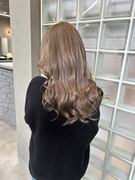 ジゼル 小倉(GiseL) 艶ミルクティー【かじ】/ GiseL小倉@kaji_de_experiences