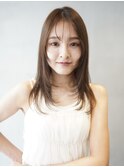 顔まわりレイヤーハッシュレイヤー透明感オリーブグレージュ渋谷
