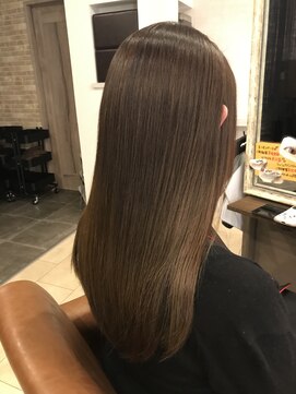 クティエ(Cuthie) カットカラー×超濃度水素トリートメント