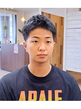 ヘアーサロン カヴィエ(hair salon covie) ローフェードカット　スパイキーショート