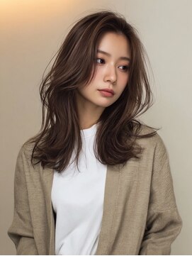 黒髪/クラゲヘアー/オリーブグレー/小顔/ココアベージュ/東海駅