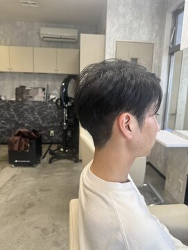 イーラ(E-LA) 刈り上げツーブロックショート