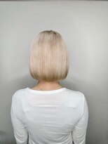 アン(Hair make un)&nbsp;ホワイトミルクティー