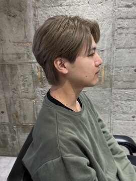 ニアウ 太田店(Niau) MEN’S HAIR/サーフカール/刈り上げセンターパート/太田