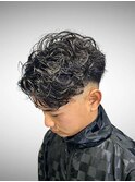 大分20代30代センターパートラルフフェザーフェザーパーマ
