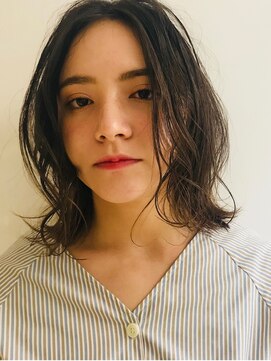 アピッシュ シェリ(apish cherie) ゆるパーマボブ