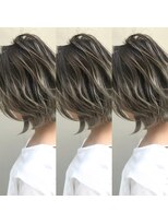 メリー(merry craftsman's factory) バレイヤージュくびれセミディオリーブアッシュベージュ