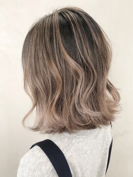 アイティー バイ アルバム 浦和店(IT by ALBUM) ハイライトグラデーション_ココアブラウンセシルカット_ba296572