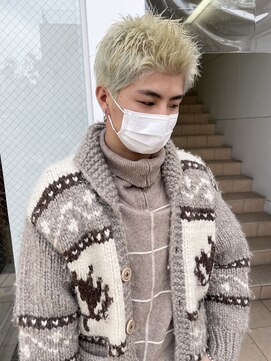 クララ サカエ(CLALA Sakae LA.DONNA group) ハイトーンショート