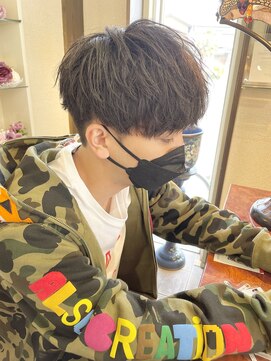 ラドンナアデッソ(LA.DONNA ADDESSO) 無造作マッシュ