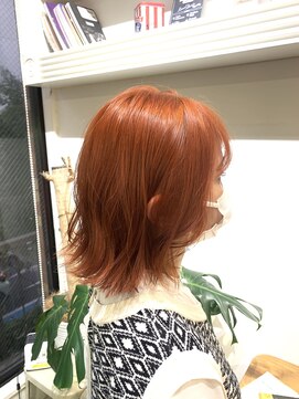 テイラー(Taylor) 【Taylor 大宮】コッパーオレンジ×外ハネミディ