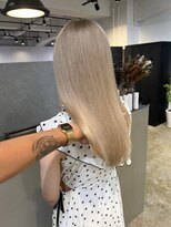 メリー オオサカ(Merly Osaka)&nbsp;ミルキーなハイトーンが可愛い！_white milk tea_