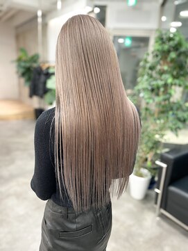 エレクシィ(ELEXY) ロング マットグレージュ