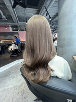 リーオオサカ(Lee Osaka) ミルクティーベージュ×東芽生