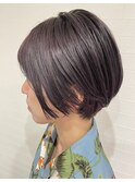 ショートボブ