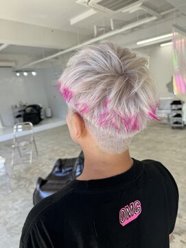 スーパーシーン(SUPER SCENE) 宜野湾#ブリーチカラー#レイヤーカット#インナーカラー#レイヤー