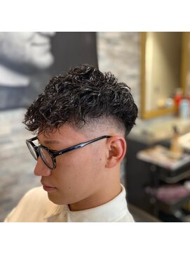 バーバーブロス(BAR BER bro's) スパイラルパーマ