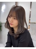 ミディアムレイヤー黒髪カタログココアベージュオリーブグレー