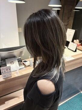 ヘアー アンベリール(HAIR EMBELLIR) レイヤースタイル×ハイライト