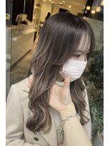 アース 四日市店(HAIR&MAKE EARTH) 極細ハイライト×シルキーグレージュで作る憧れの透明感