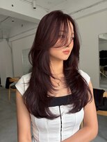 ヨーク(YOKE)&nbsp;ロングレイヤーハッシュカットダブルカラーカシスブラウン暖色