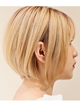 ヘア デザイン リスク(HAIR DESIGN RISK) 【RISK高橋勇太】カットが上手い大人かわいいワンサイドショート