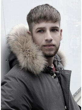 ジジバイワースホワイル(jiji by WORTH WHILE) キリアン・マーフィー　風　サイドフェード×ダウンバング