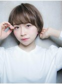 カットで小顔効果　ショートボブ