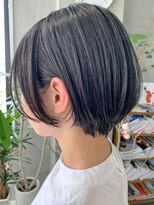 テトヘアー(teto hair) ショートボブ、前下がり、黒髪、フレンチボブ