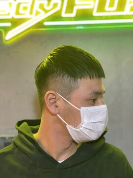 グリーディーフォックス 代々木(Greedy FOX) かき上げヘア/サイドパート/韓国マッシュ/フェードカット/代々木