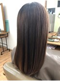 サラサラロングヘアー
