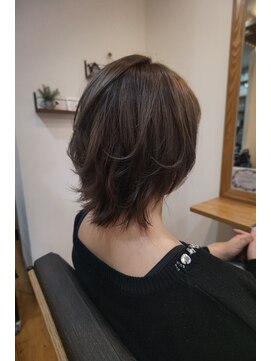 ラウム(LAUM) ひし形ウルフボブ