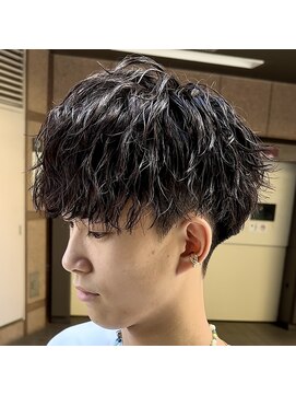 ウェーブ(WAVE) 縦落ちパーマ/無造作パーマ/ツイスパ/前下がりマッシュ/緩め