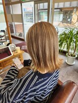 リープリング(Liebling)&nbsp;魅力を引き出す、ナチュラルなミルクティーベージュ。