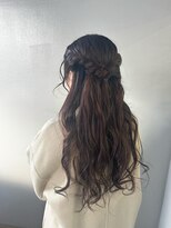 セダクション 道後樋又店(Seduction)&nbsp;松山市/20代/30代/40代/ねじりハーフアップ